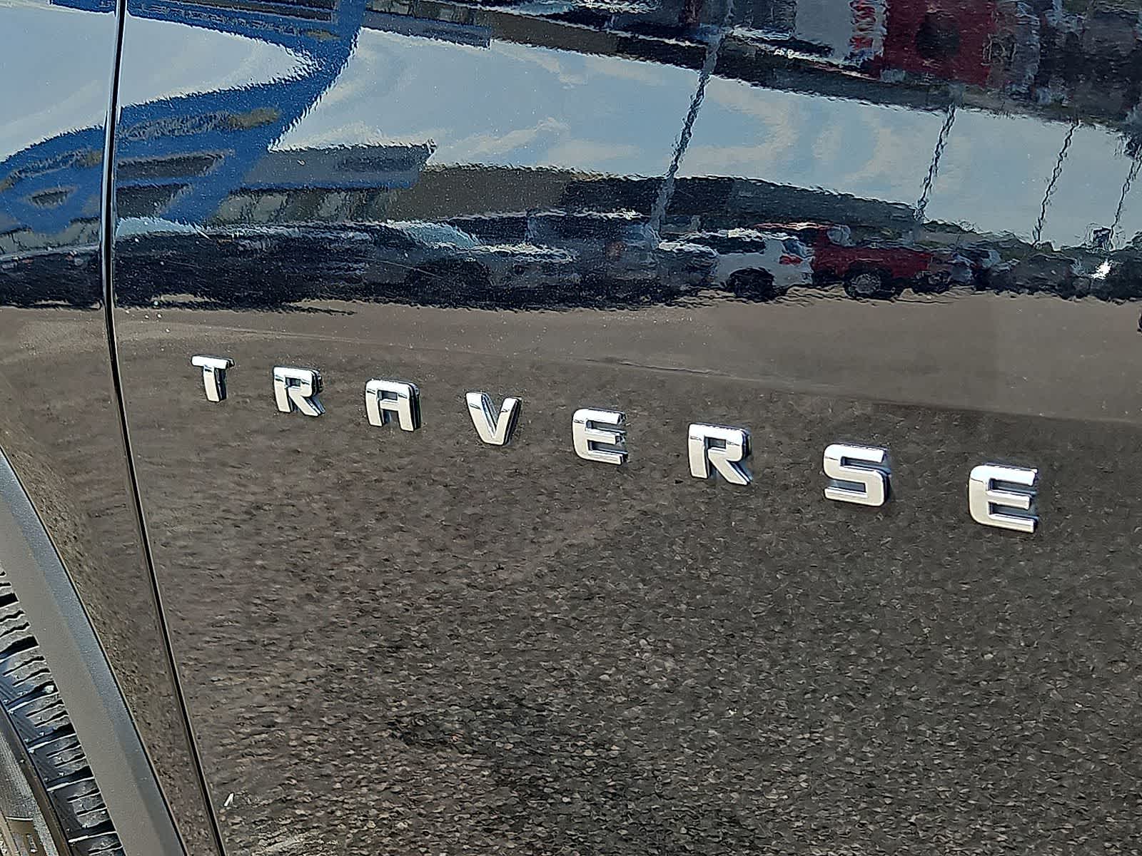 Thumbnail: 2019 Chevrolet Traverse - 36