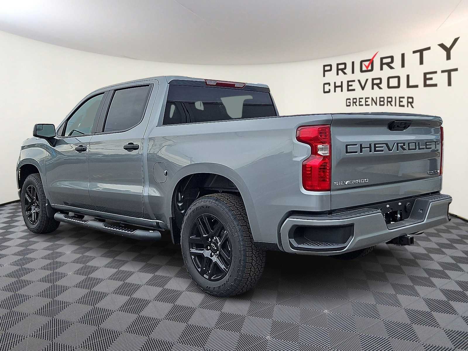 Thumbnail: 2026 Chevrolet Silverado 1500 - 6