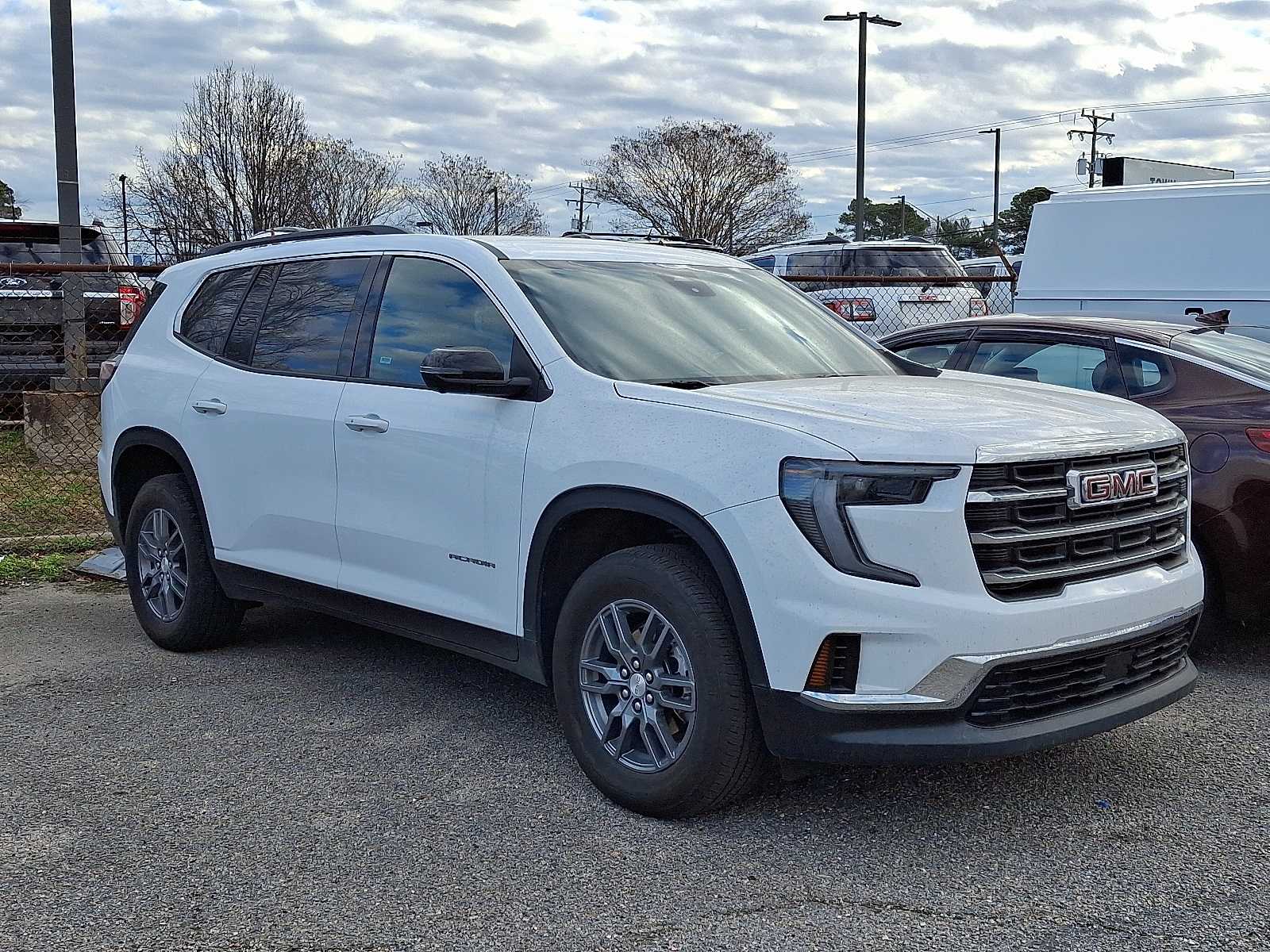 Thumbnail: 2025 GMC Acadia - 2