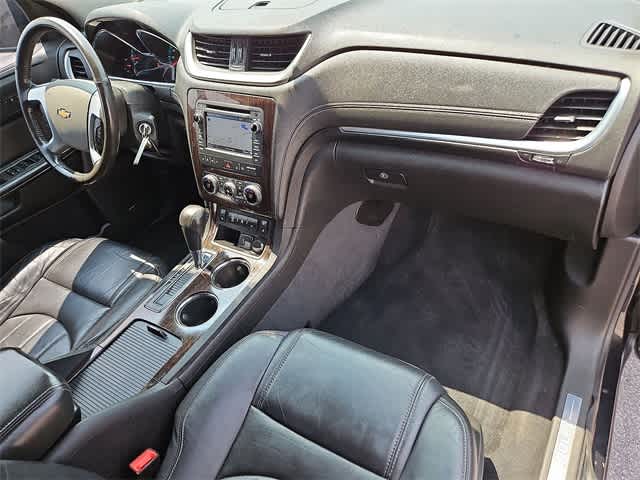 2015 Chevrolet Traverse LTZ 34