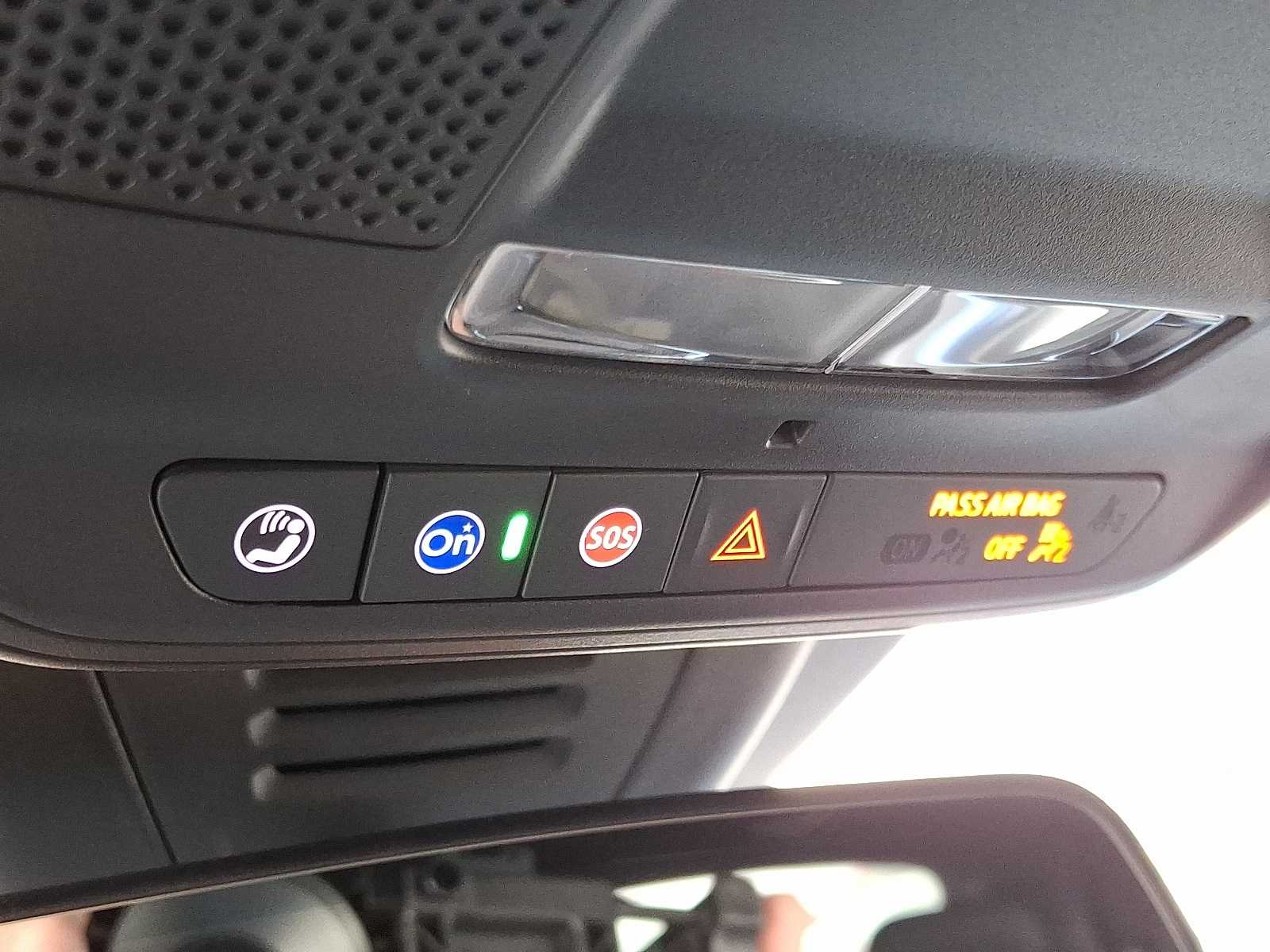 Thumbnail: 2025 Chevrolet Equinox - 16