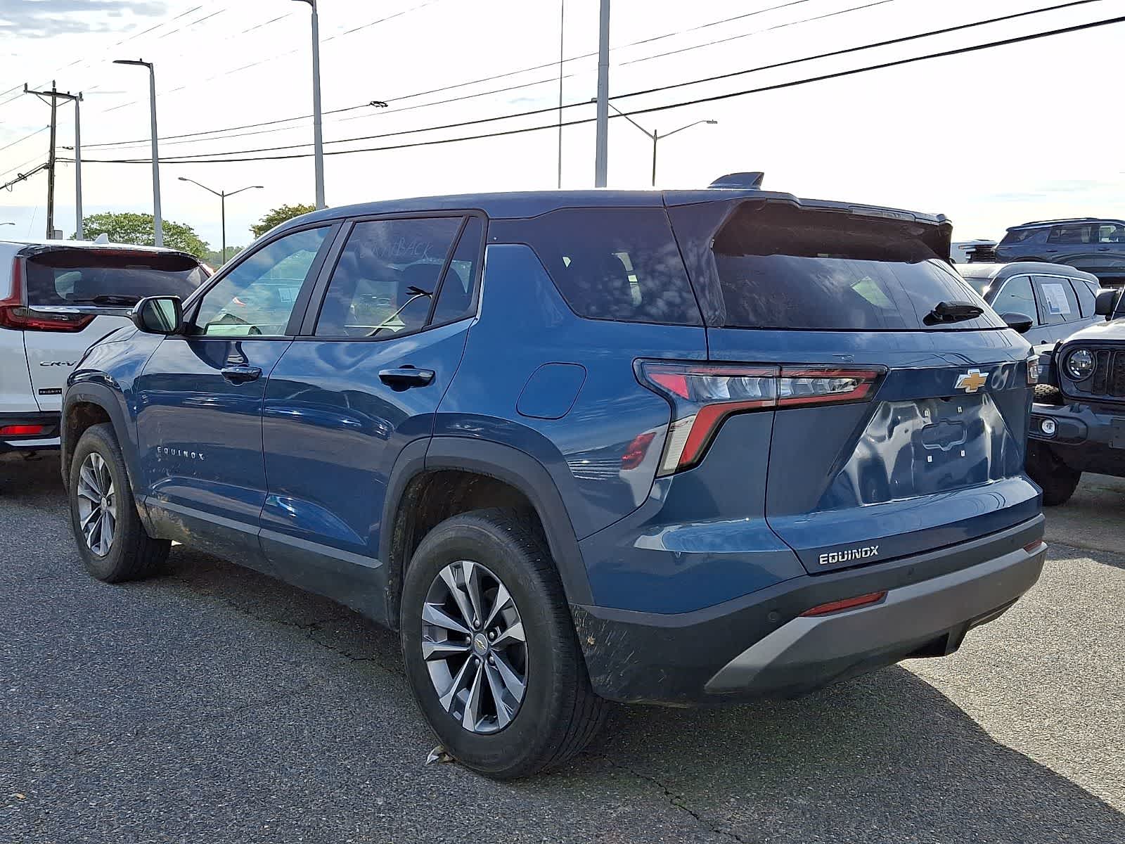 Thumbnail: 2025 Chevrolet Equinox - 4