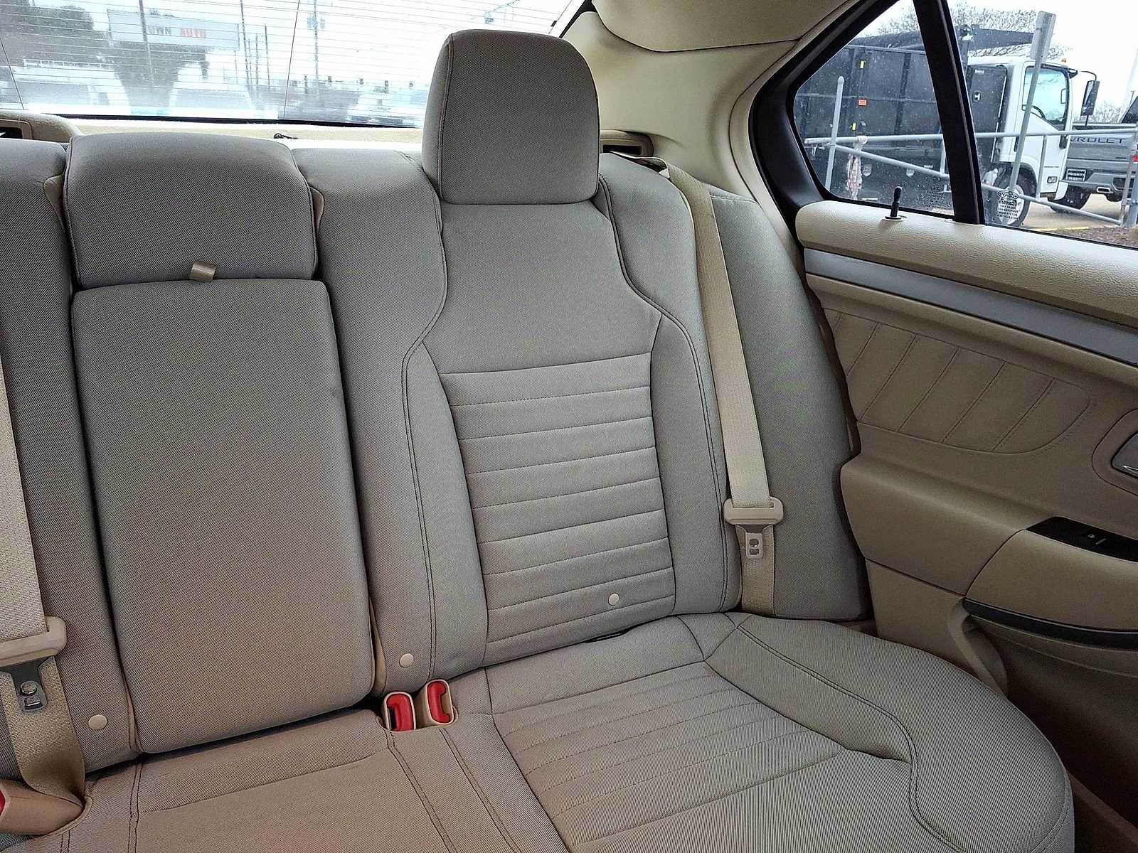 Thumbnail: 2018 Ford Taurus - 15