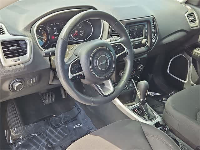 Thumbnail: 2018 Jeep Compass - 16