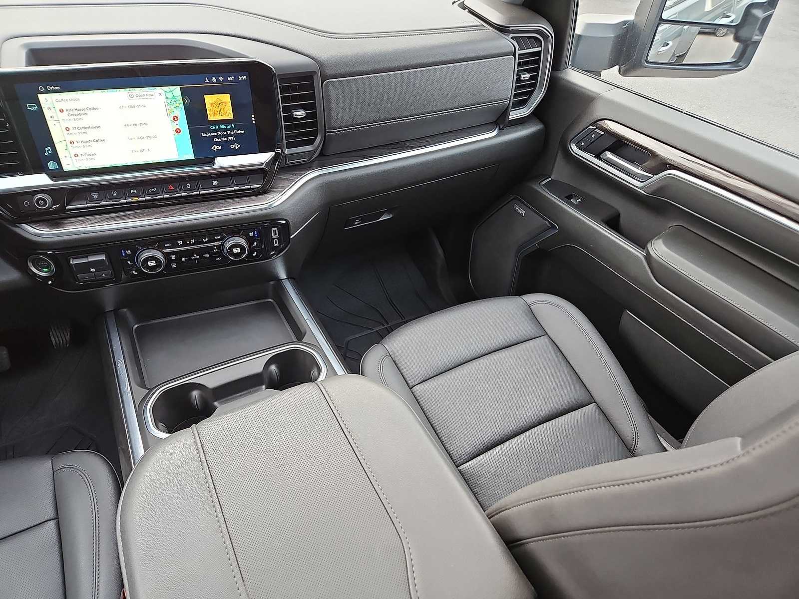 Thumbnail: 2025 Chevrolet Silverado 3500 - 12