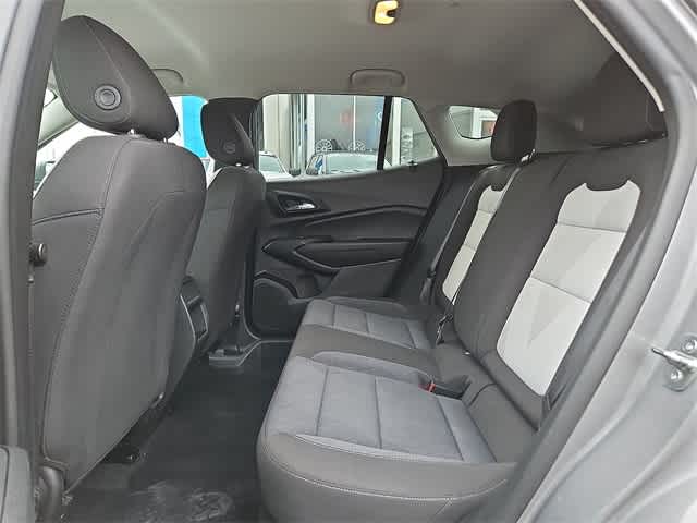 Thumbnail: 2024 Chevrolet Trax - 27