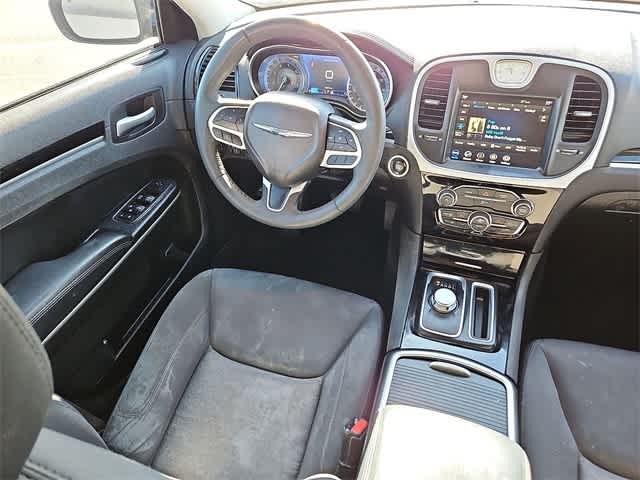 Thumbnail: 2023 Chrysler 300 - 10