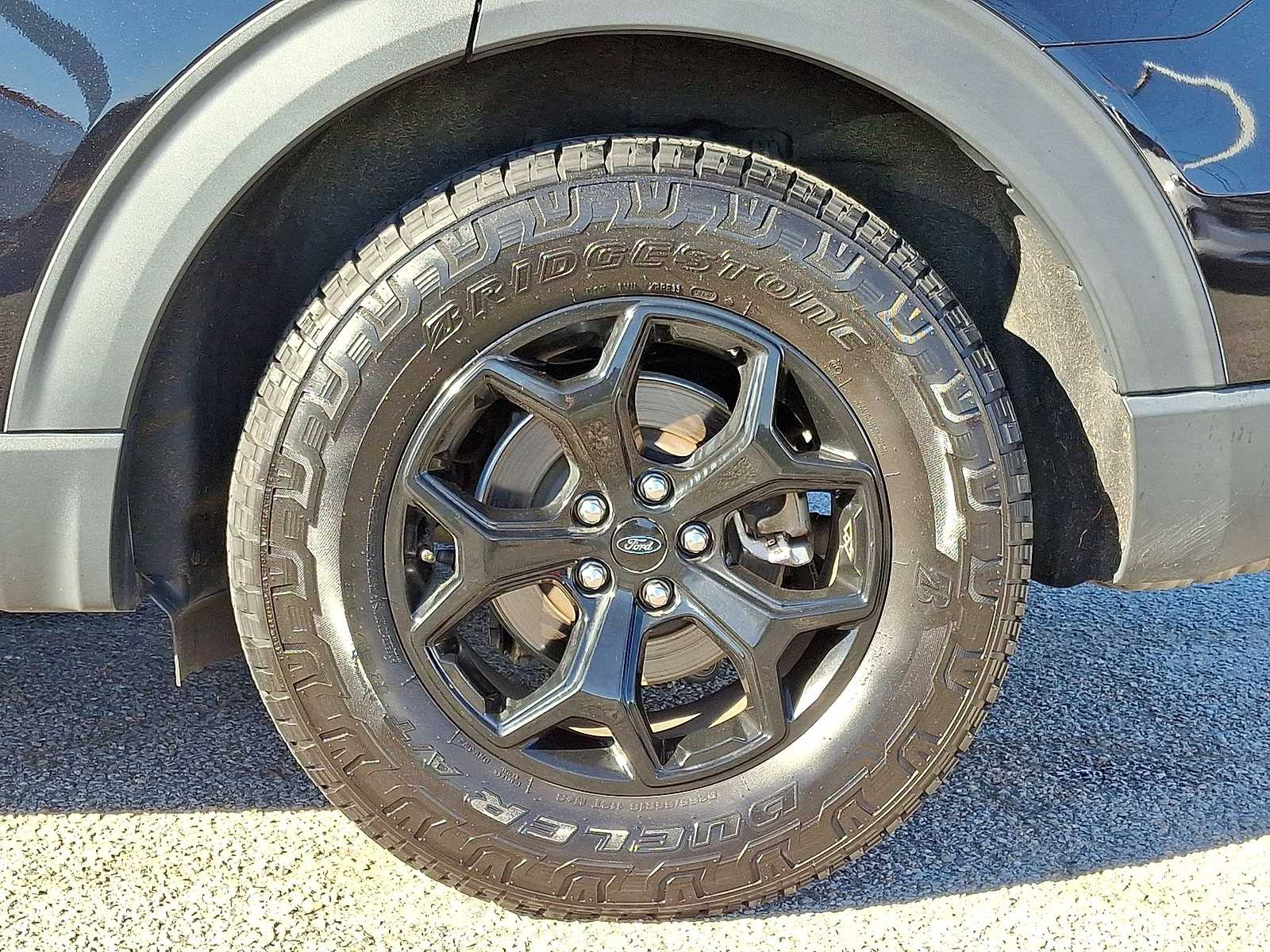 Thumbnail: 2022 Ford Explorer - 39