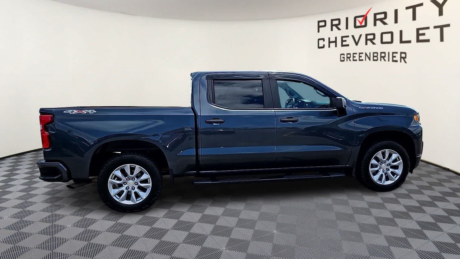 Thumbnail: 2021 Chevrolet Silverado 1500 - 9