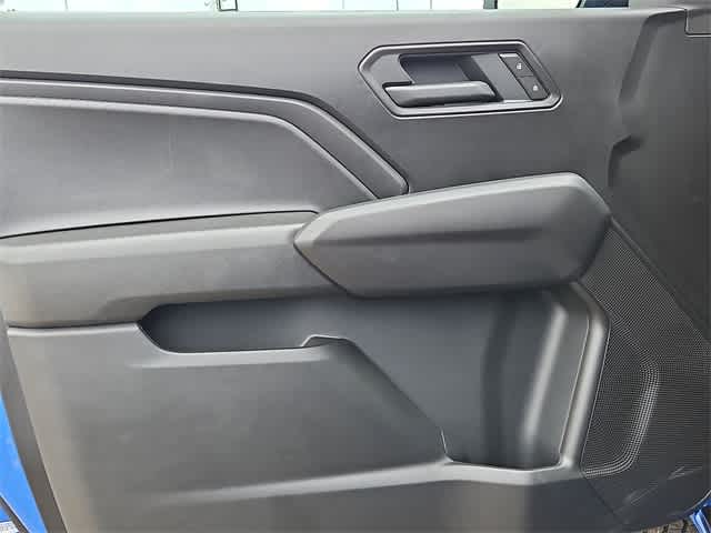 Thumbnail: 2026 Chevrolet Colorado - 10
