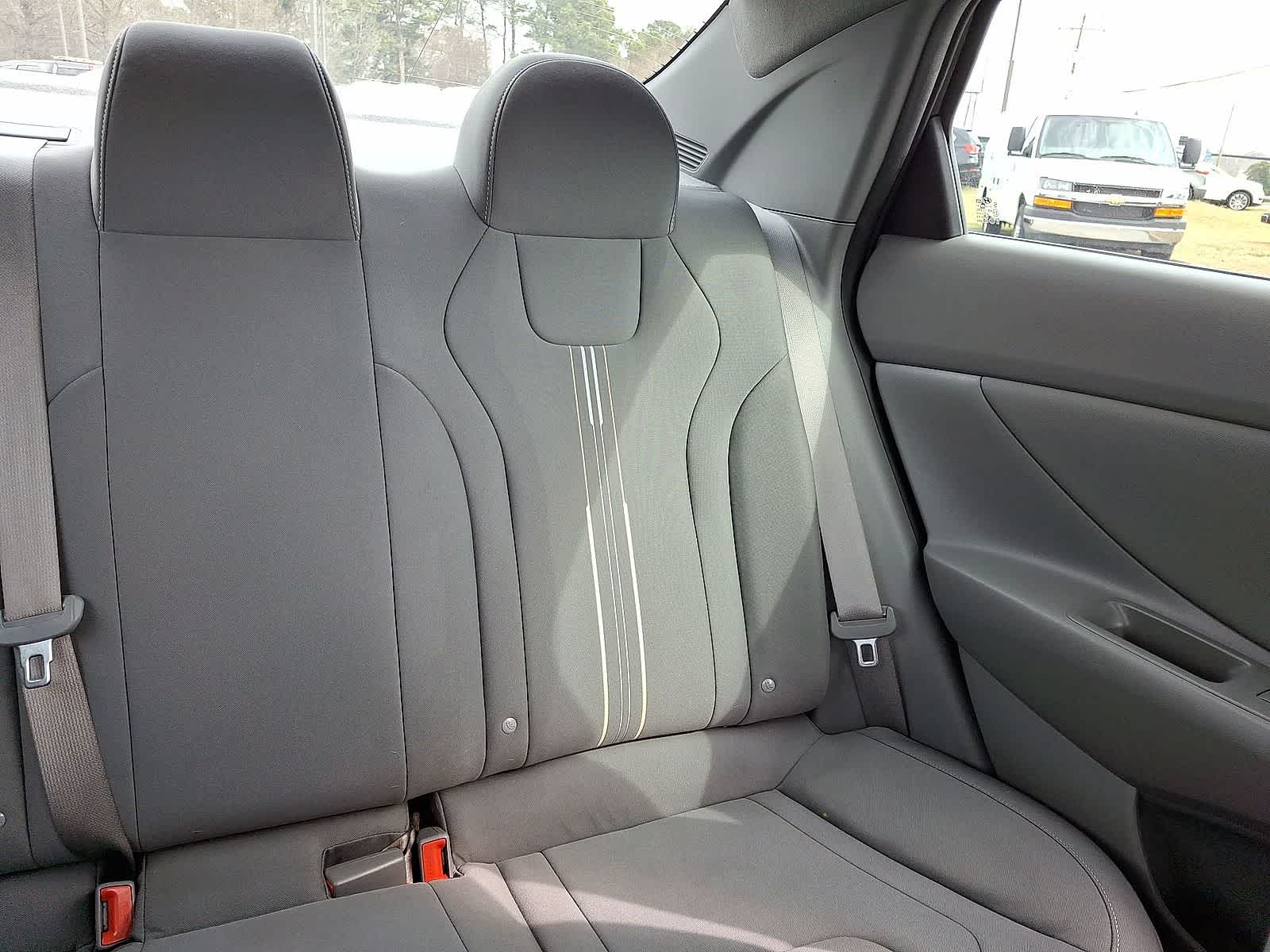 Thumbnail: 2023 Hyundai Elantra - 15