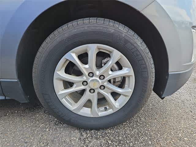 Thumbnail: 2018 Chevrolet Equinox - 4