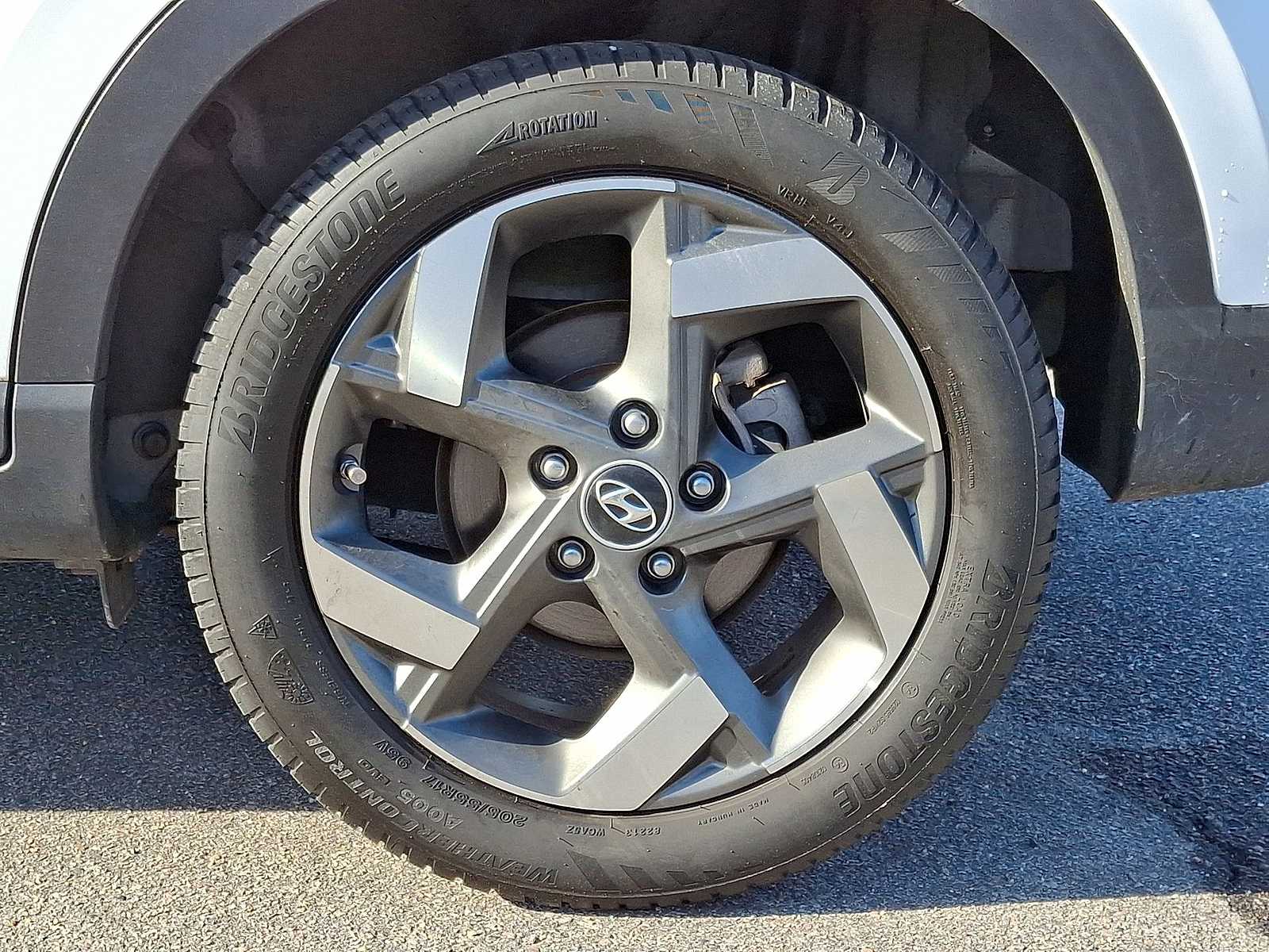 Thumbnail: 2024 Hyundai Venue - 37