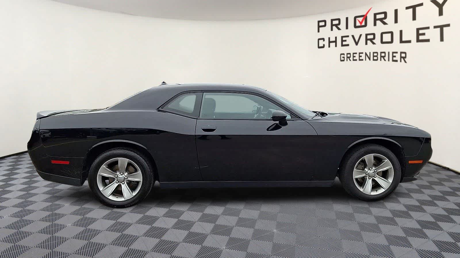 Thumbnail: 2020 Dodge Challenger - 9