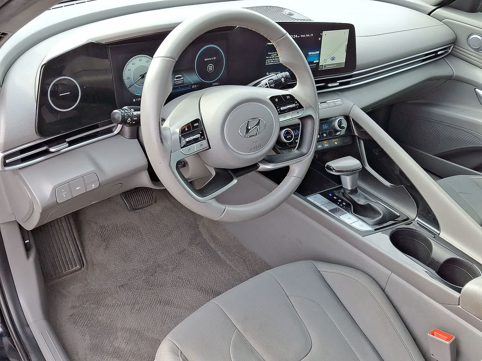 Thumbnail: 2023 Hyundai Elantra - 16