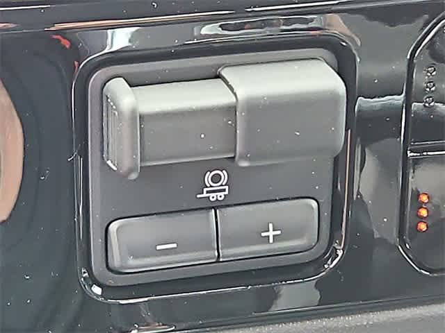 2025 Chevrolet Silverado 1500  21