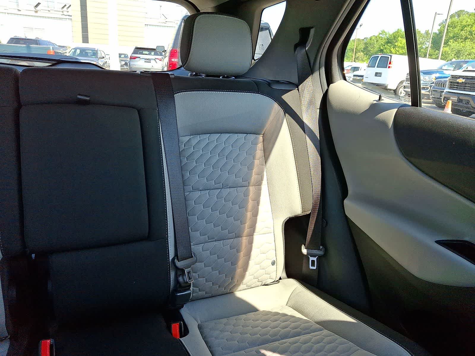 Thumbnail: 2018 Chevrolet Equinox - 15