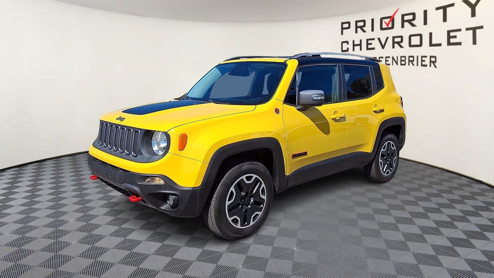 Thumbnail: 2015 Jeep Renegade - 4