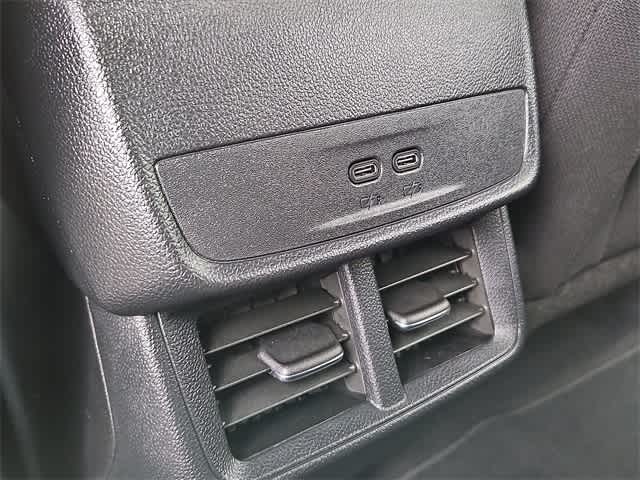 Thumbnail: 2026 Chevrolet Equinox - 23