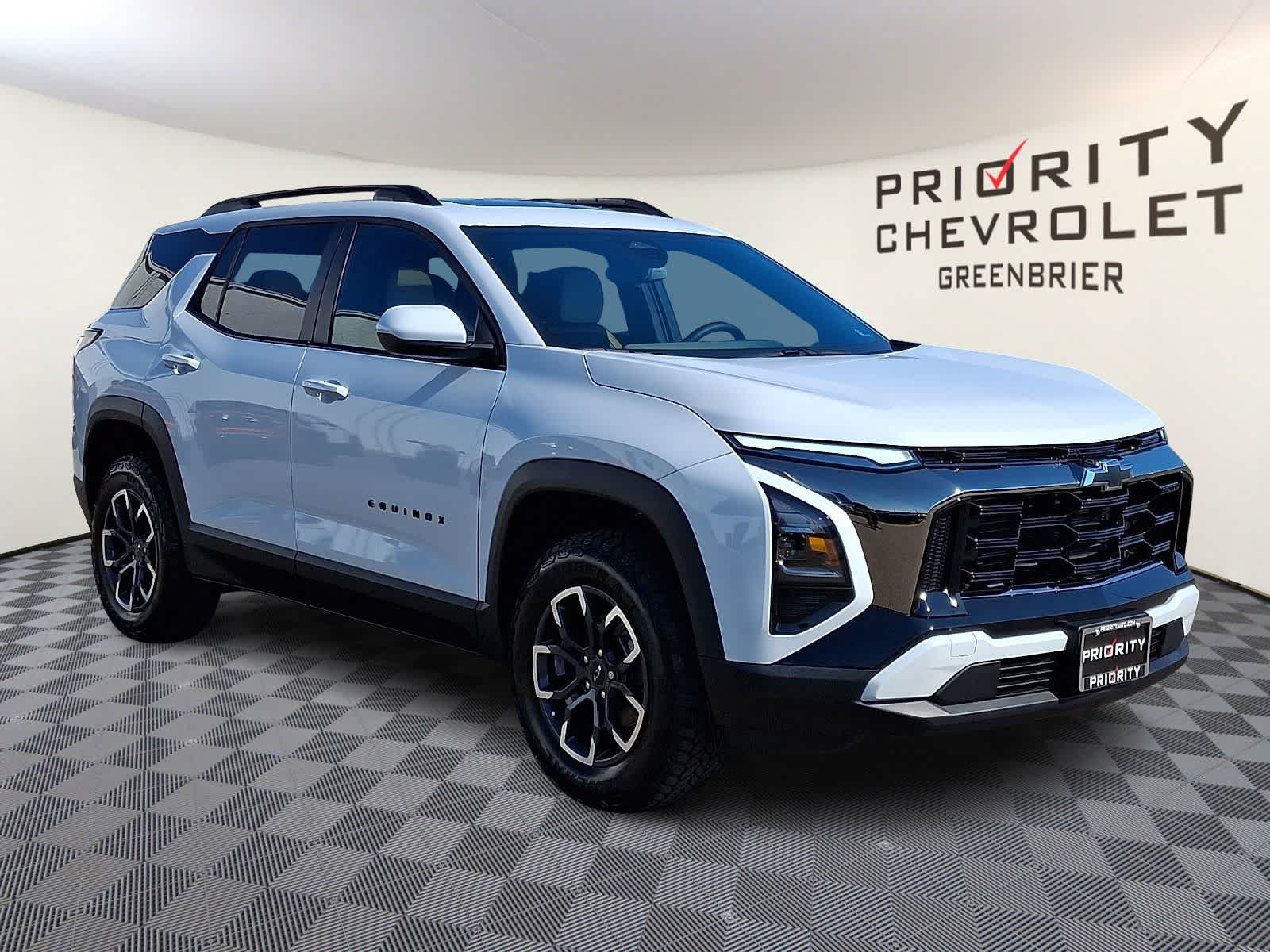 Thumbnail: 2026 Chevrolet Equinox - 3