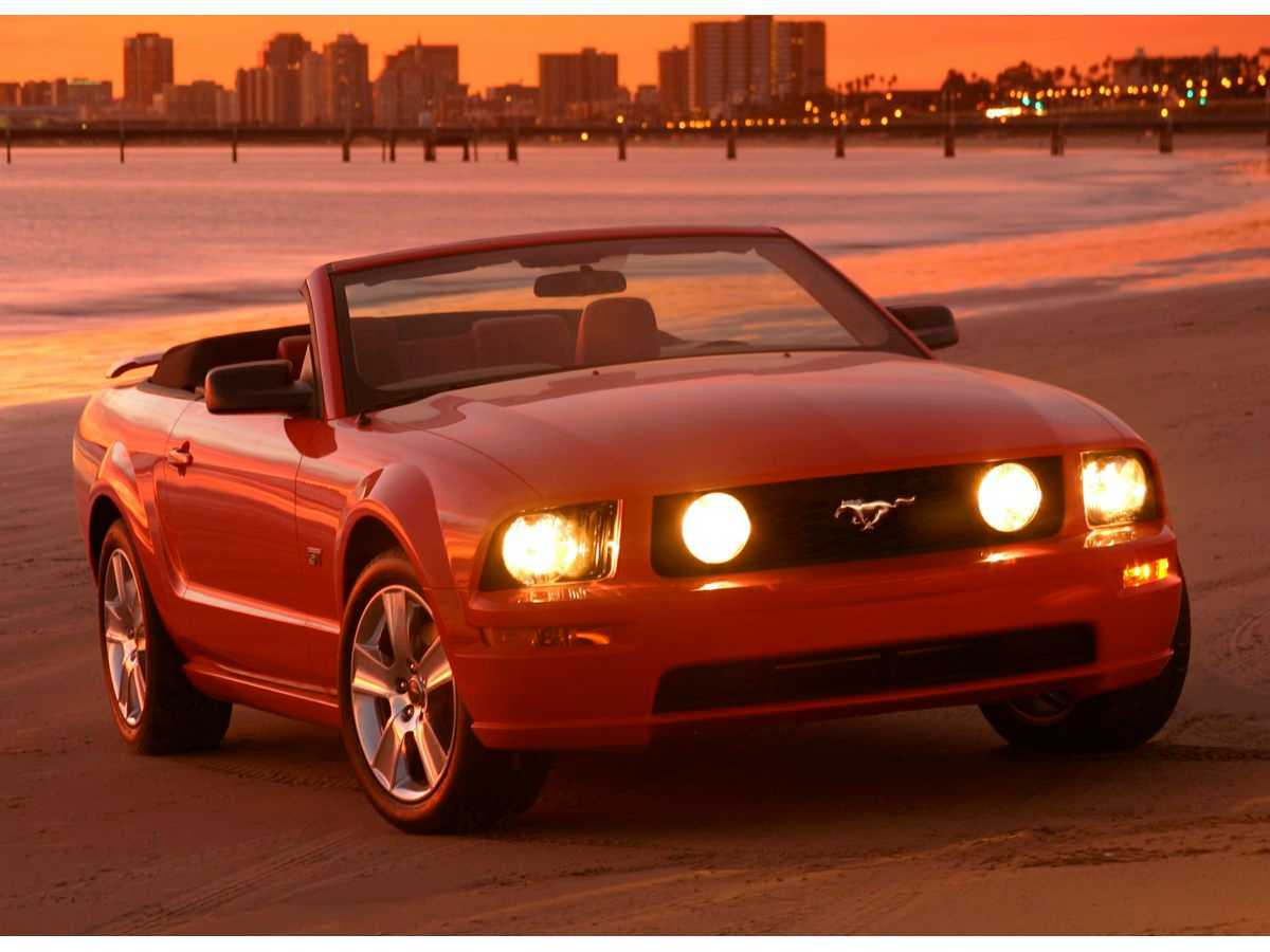 2006 Ford Mustang's photo