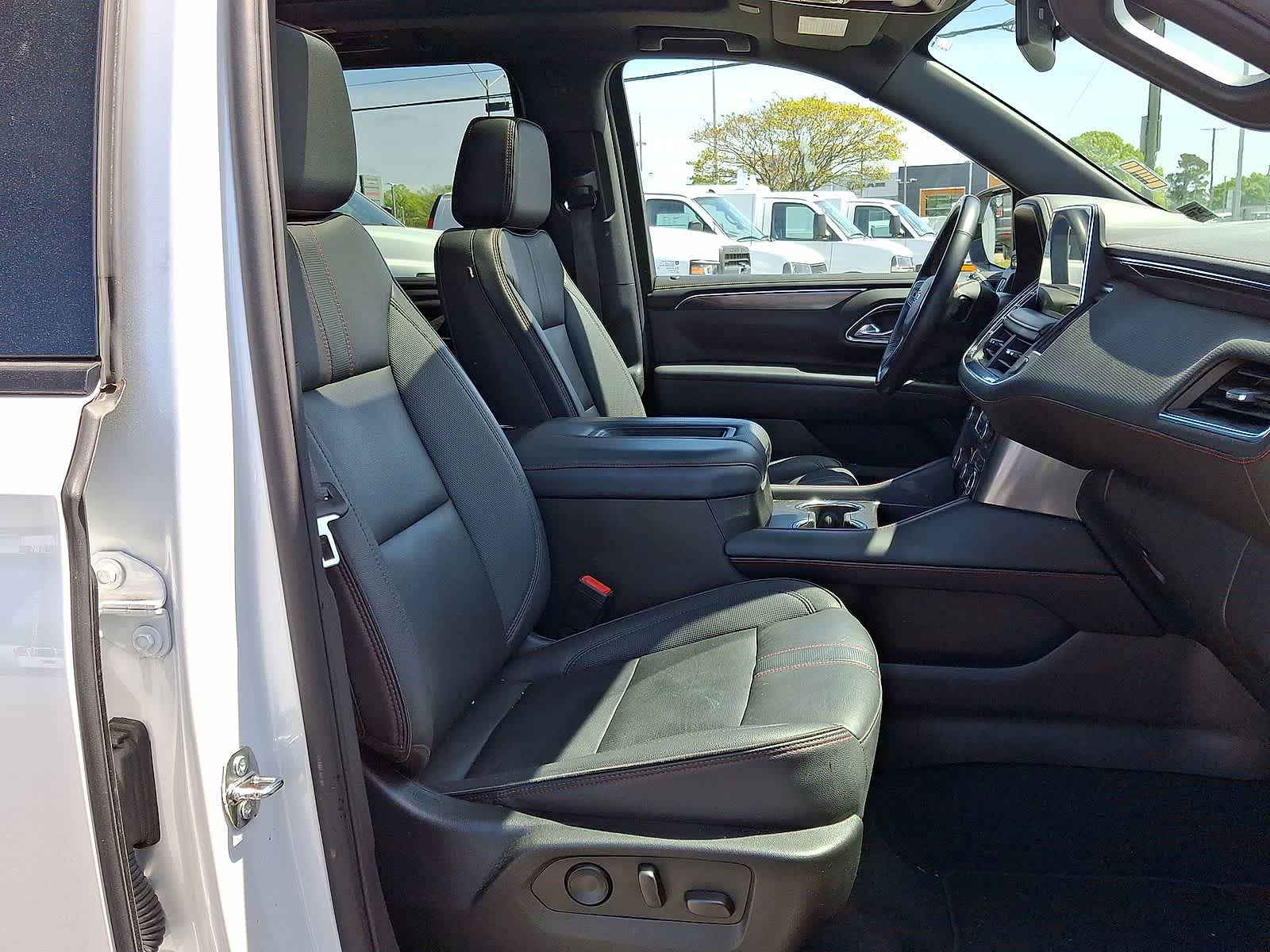 Thumbnail: 2023 Chevrolet Tahoe - 35