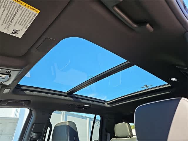 Thumbnail: 2026 Chevrolet Suburban - 12