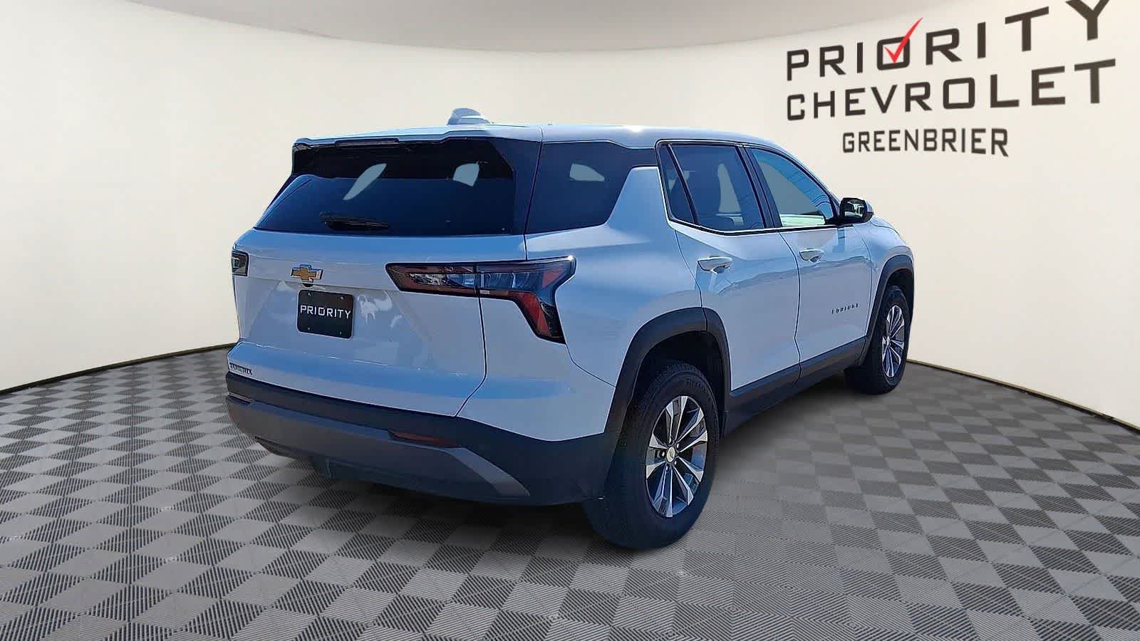 Thumbnail: 2025 Chevrolet Equinox - 8