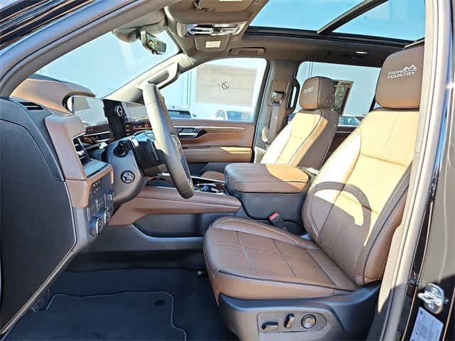 Thumbnail: 2026 Chevrolet Suburban - 12