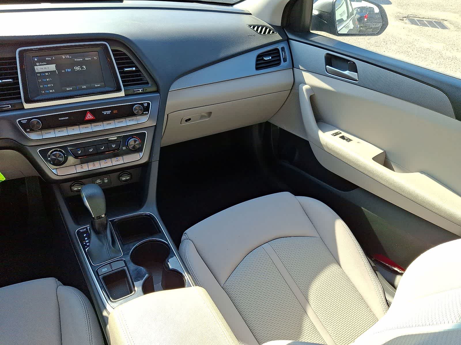 Thumbnail: 2018 Hyundai Sonata - 12