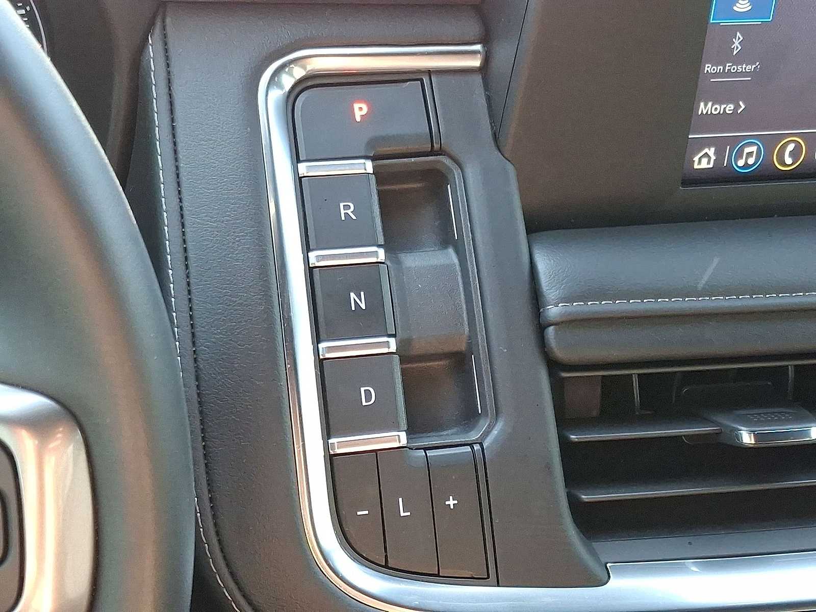 Thumbnail: 2024 Chevrolet Suburban - 21