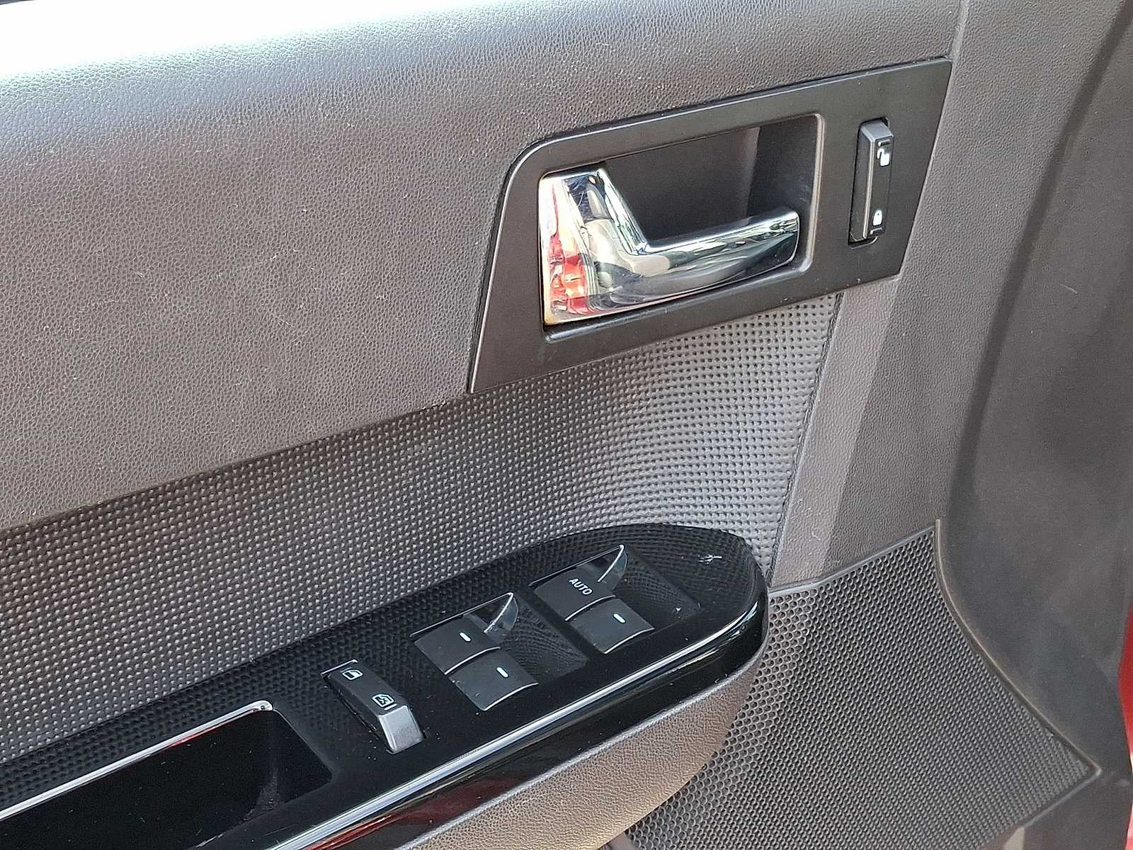 Thumbnail: 2012 Ford Escape - 27