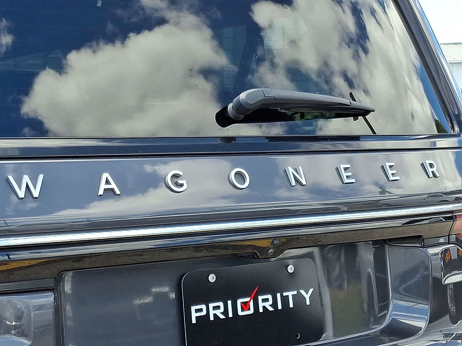 Thumbnail: 2024 Jeep Wagoneer - 37
