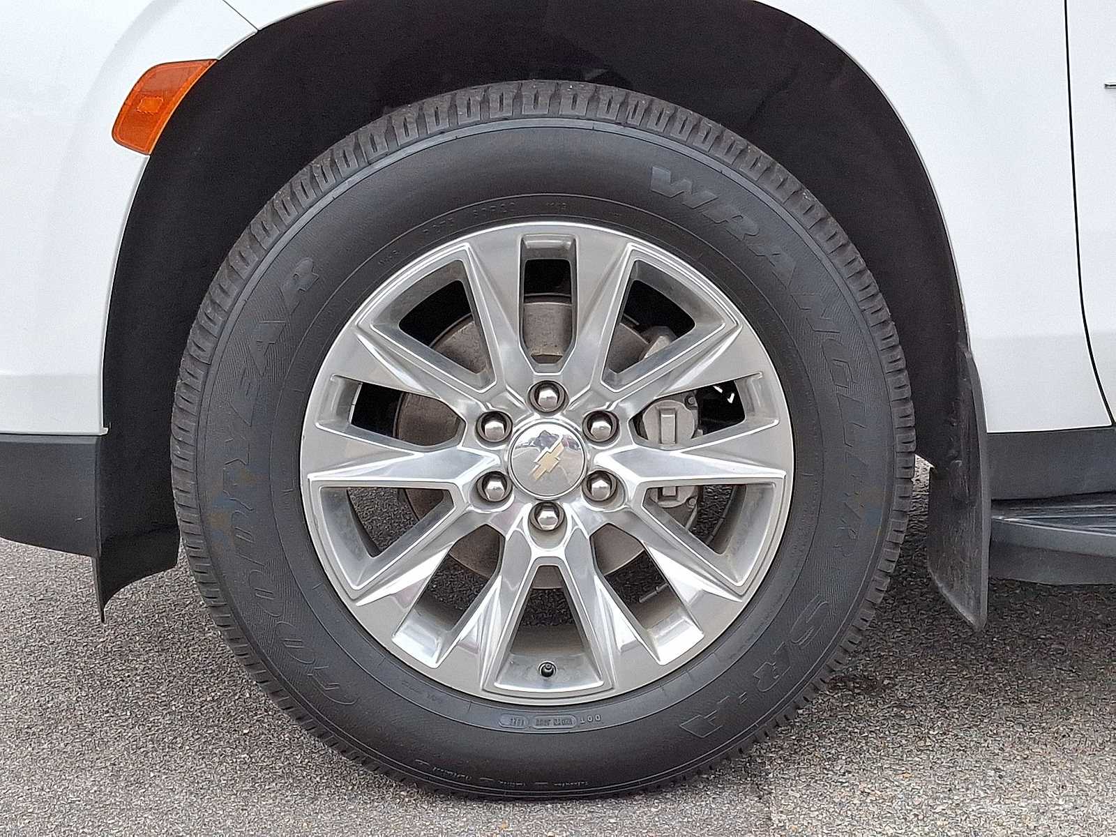 Thumbnail: 2023 Chevrolet Tahoe - 39