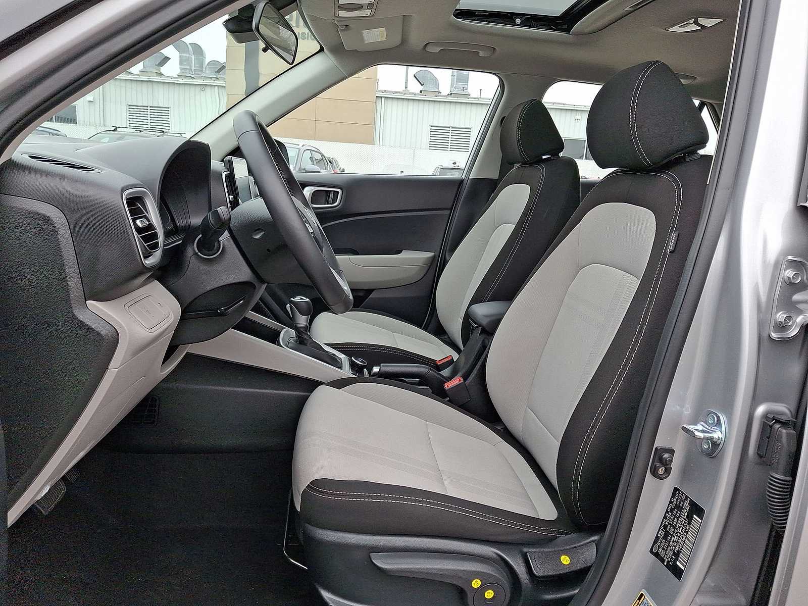 Thumbnail: 2025 Hyundai Venue - 24