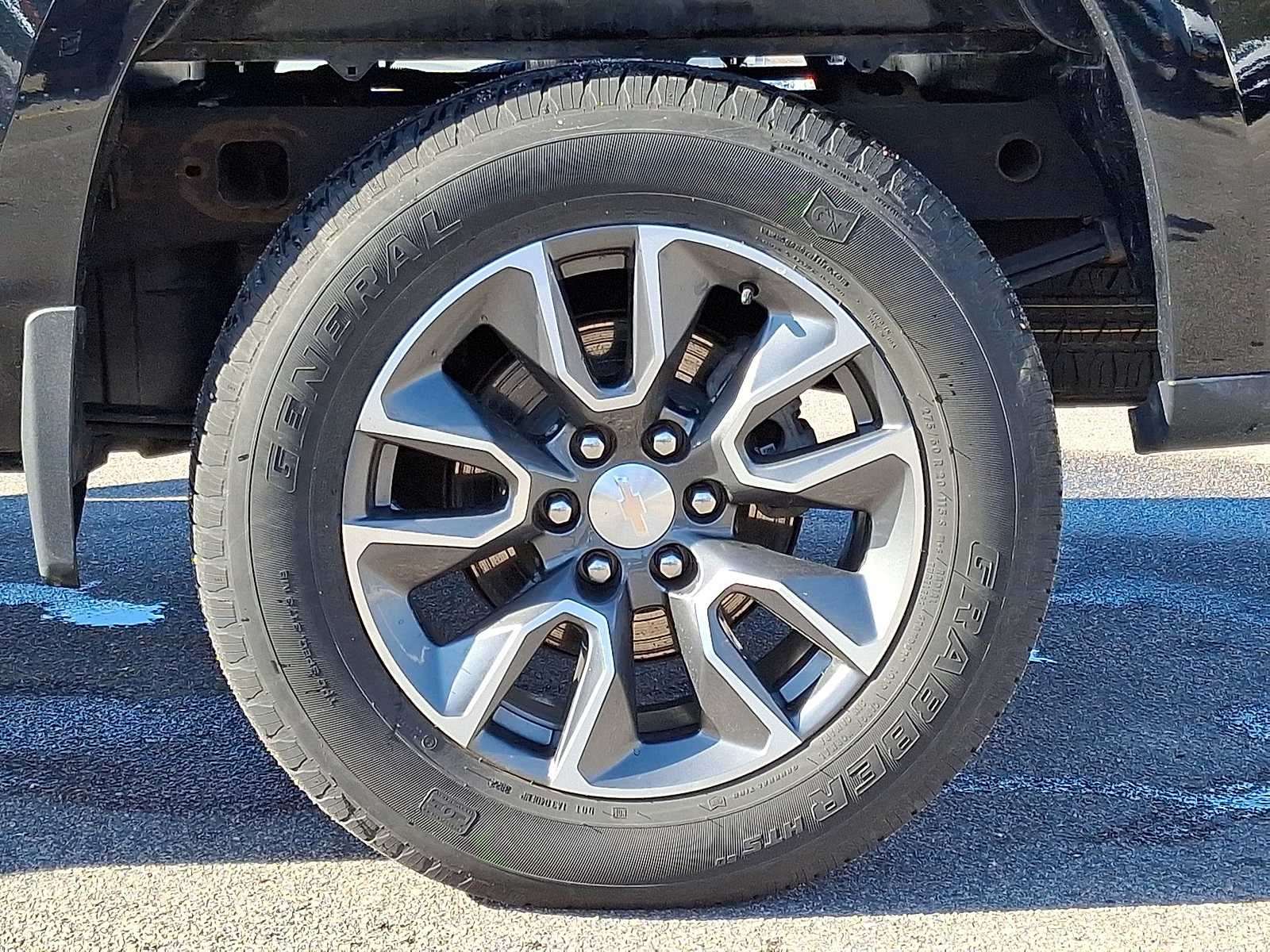 Thumbnail: 2023 Chevrolet Silverado 1500 - 37