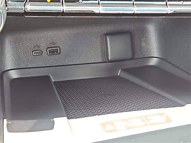 Thumbnail: 2026 Chevrolet Traverse - 21