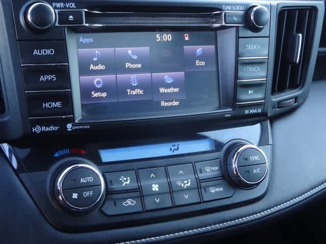 Thumbnail: 2017 Toyota RAV4 - 23