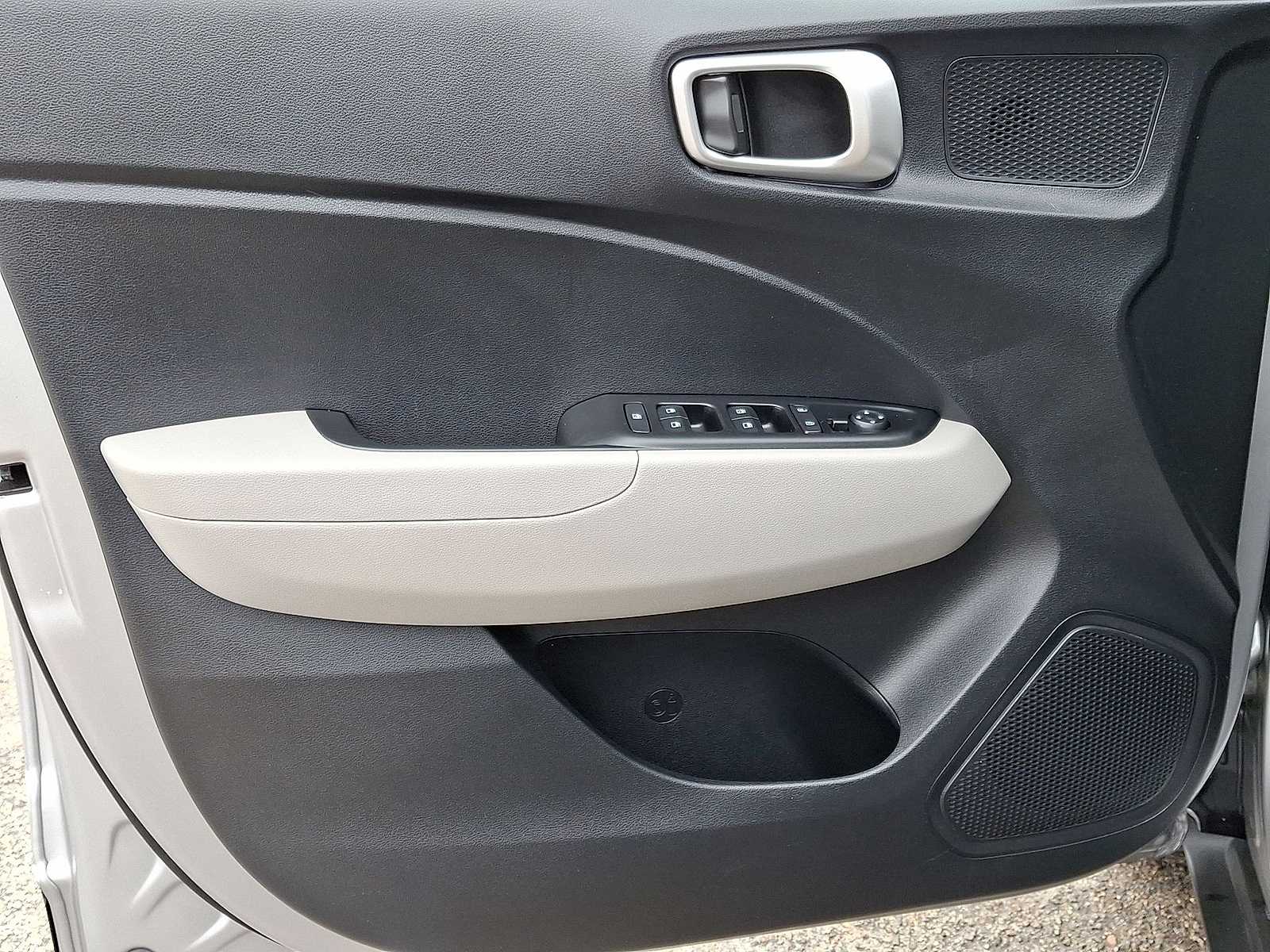 Thumbnail: 2025 Hyundai Venue - 26