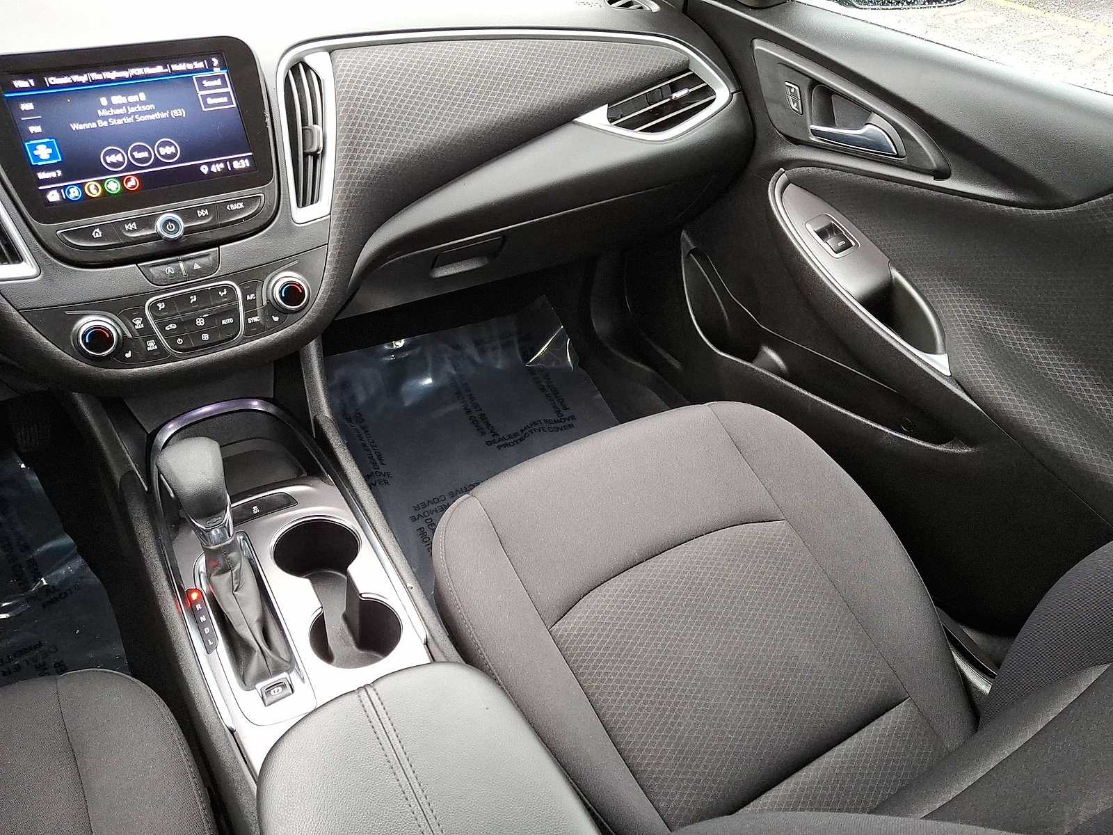 Thumbnail: 2023 Chevrolet Malibu - 12