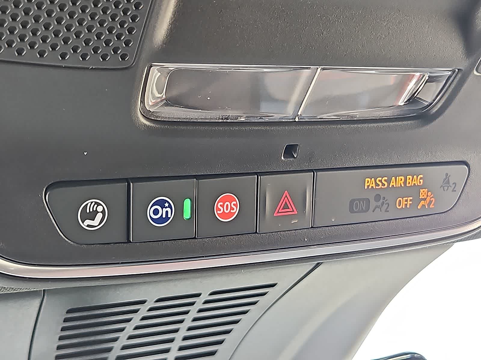 Thumbnail: 2025 Chevrolet Blazer EV - 17