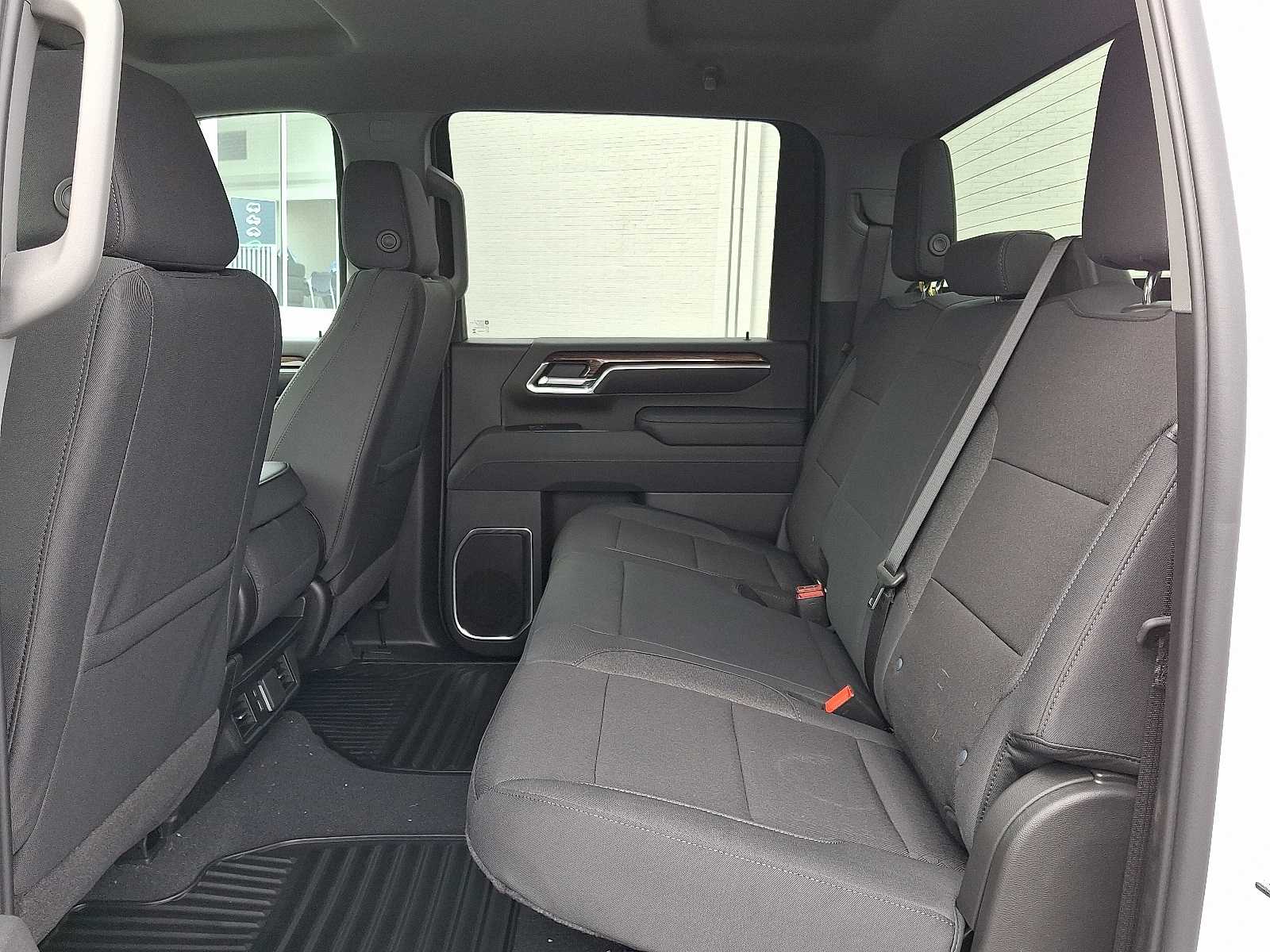 Thumbnail: 2026 Chevrolet Silverado 2500 - 8