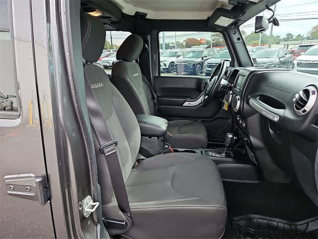 Thumbnail: 2017 Jeep Wrangler - 29