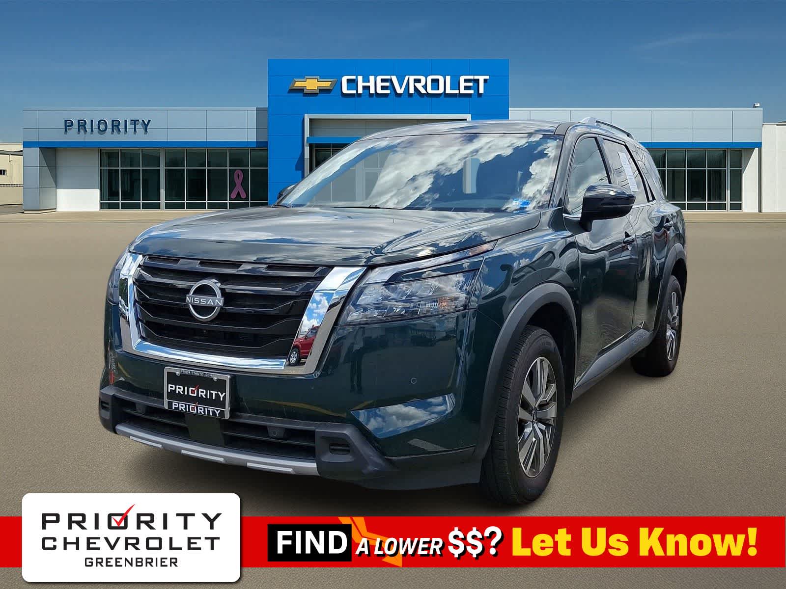 2025 Nissan Pathfinder SL 4WD's photo
