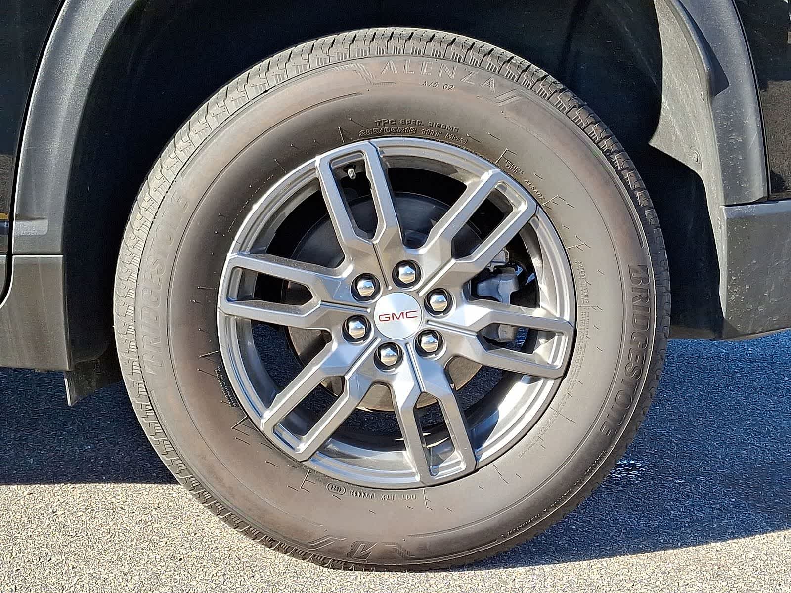 Thumbnail: 2025 GMC Acadia - 39