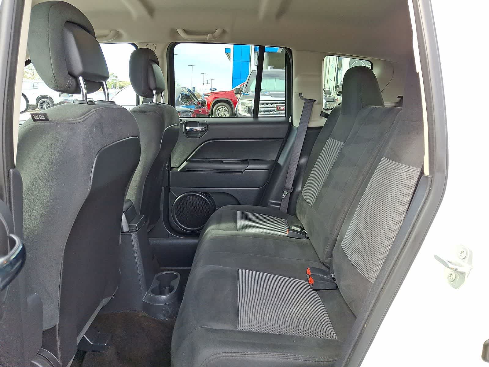 Thumbnail: 2016 Jeep Compass - 26