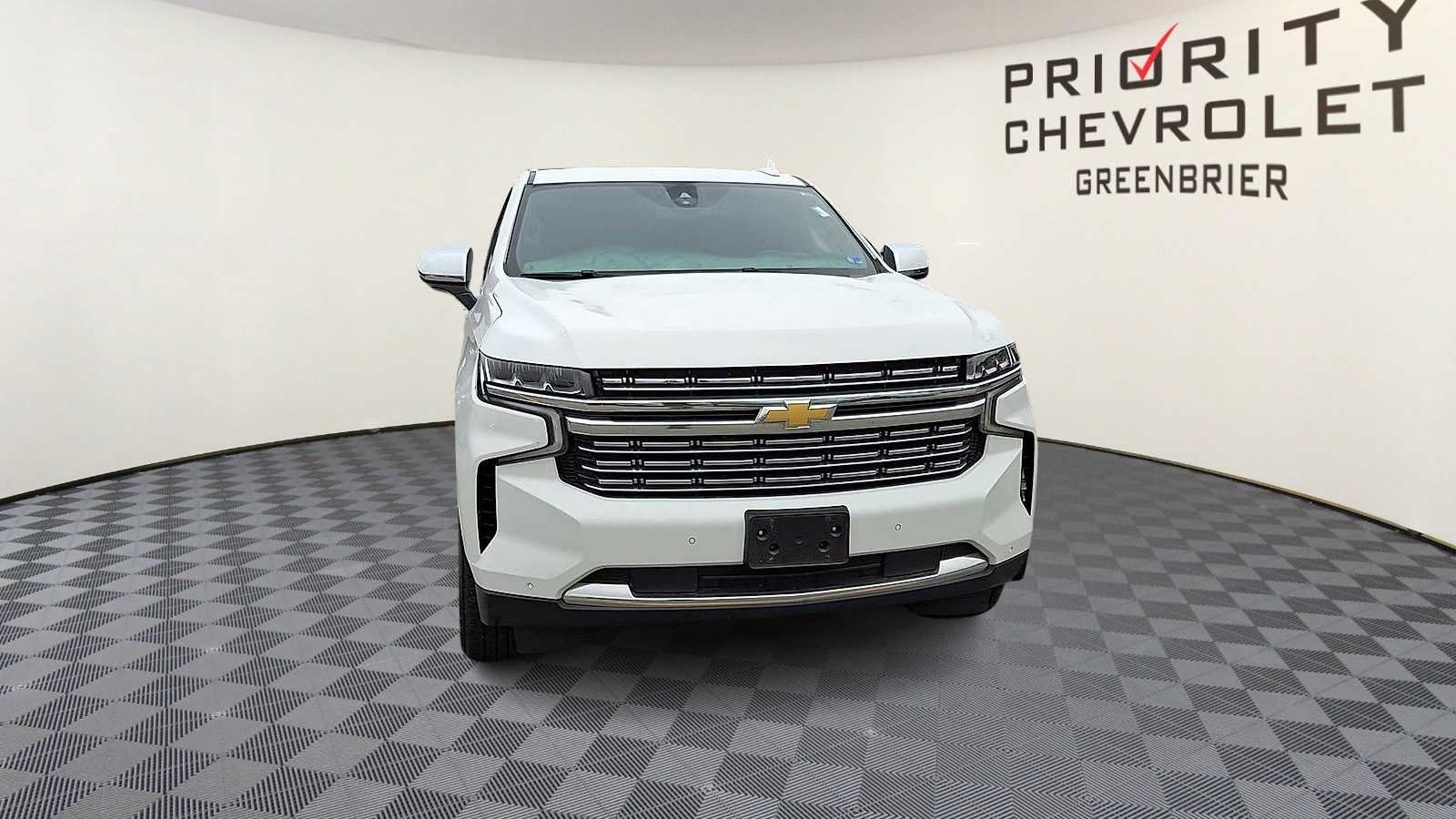 Thumbnail: 2023 Chevrolet Tahoe - 3