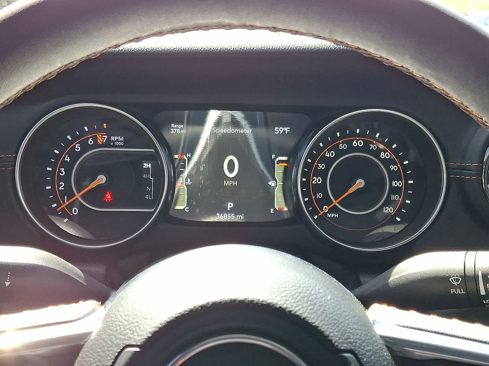 Thumbnail: 2023 Jeep Gladiator - 17