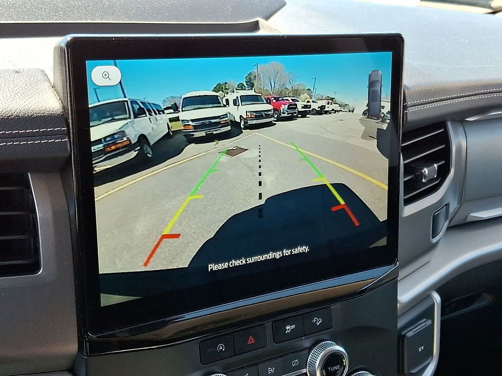 Thumbnail: 2023 Ford Expedition - 21