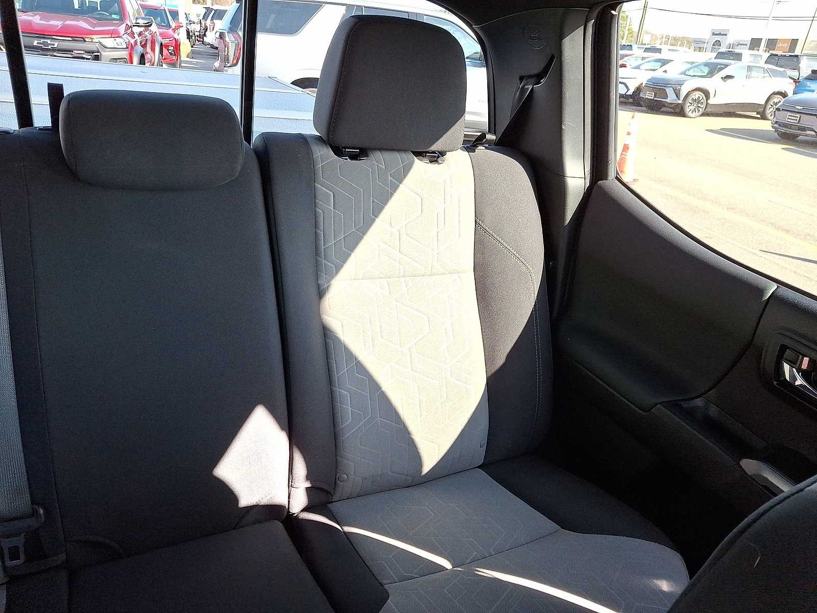 Thumbnail: 2023 Toyota Tacoma - 15